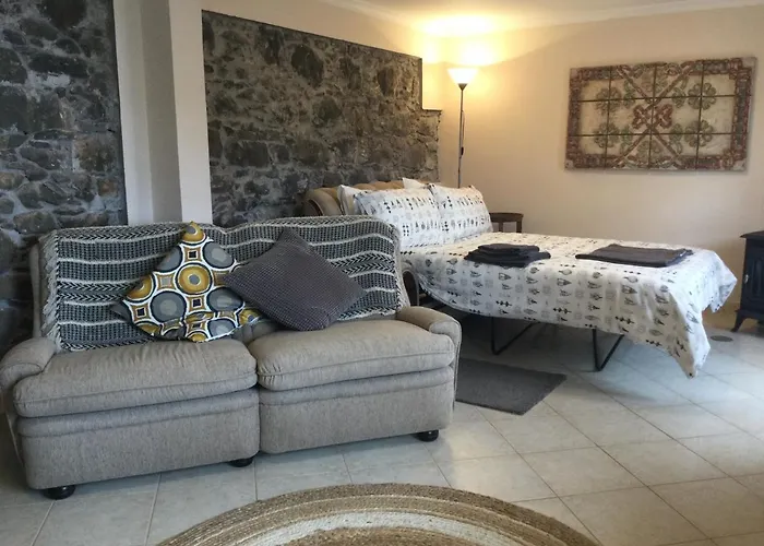 Ferienhaus Banda Do Sol Self Catering Estreito Da Calheta